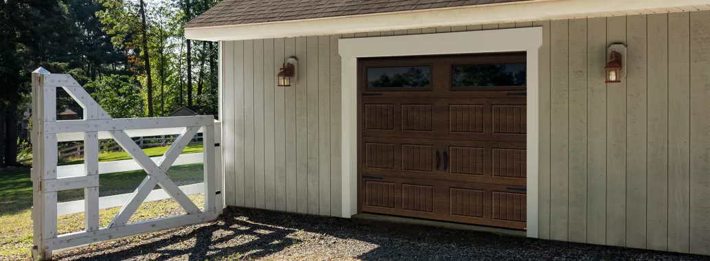 North Hatley SP, 8’ x 7’, Chocolate Walnut, Clear windows